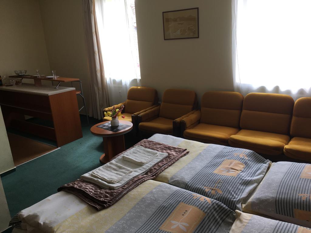 Apartman Darmon Piestany Bagian luar foto