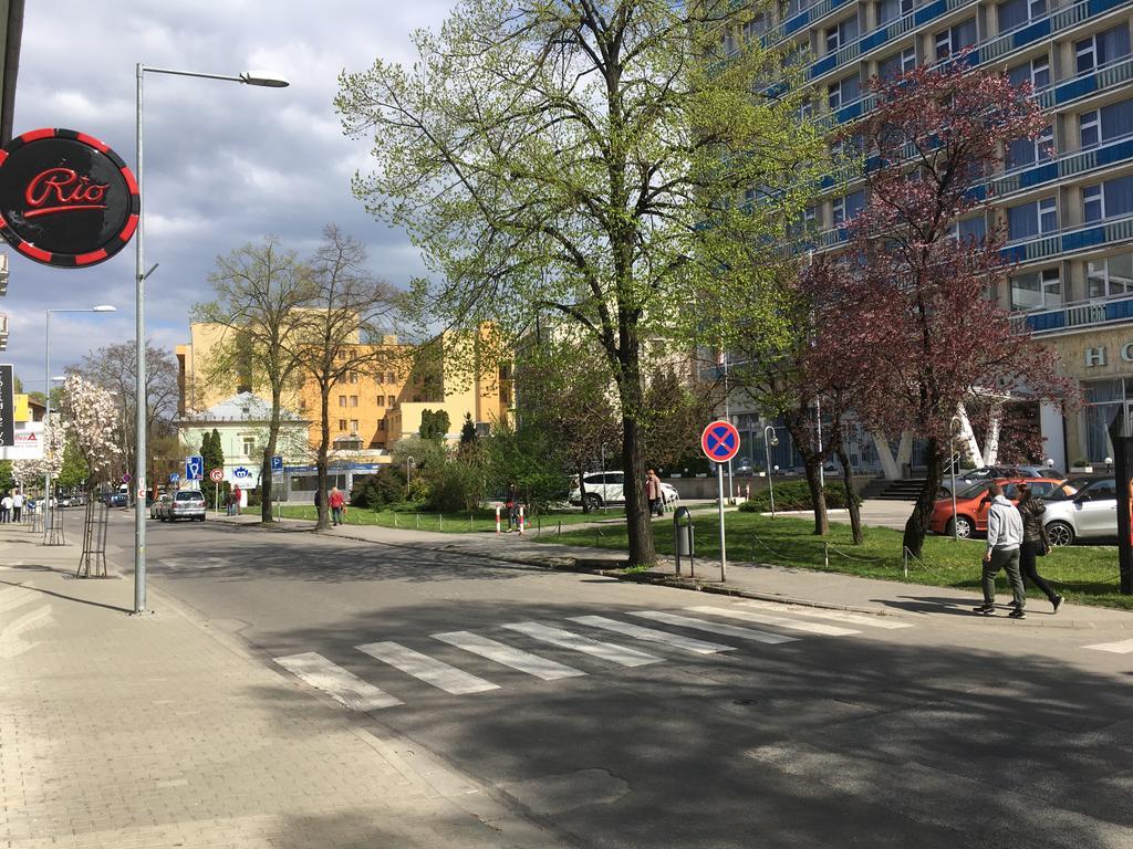 Apartman Darmon Piestany Bagian luar foto